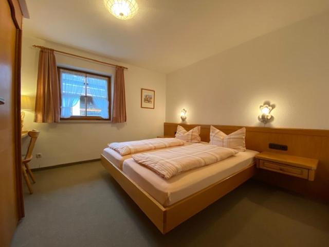 Fewos Haus Rebstock Altstadten Esterno foto